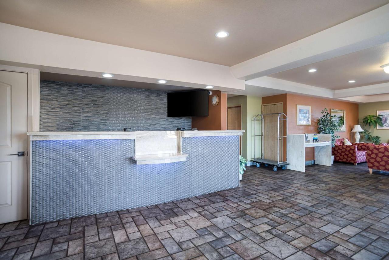 Surestay Hotel By Best Western Ukiah Exterior photo